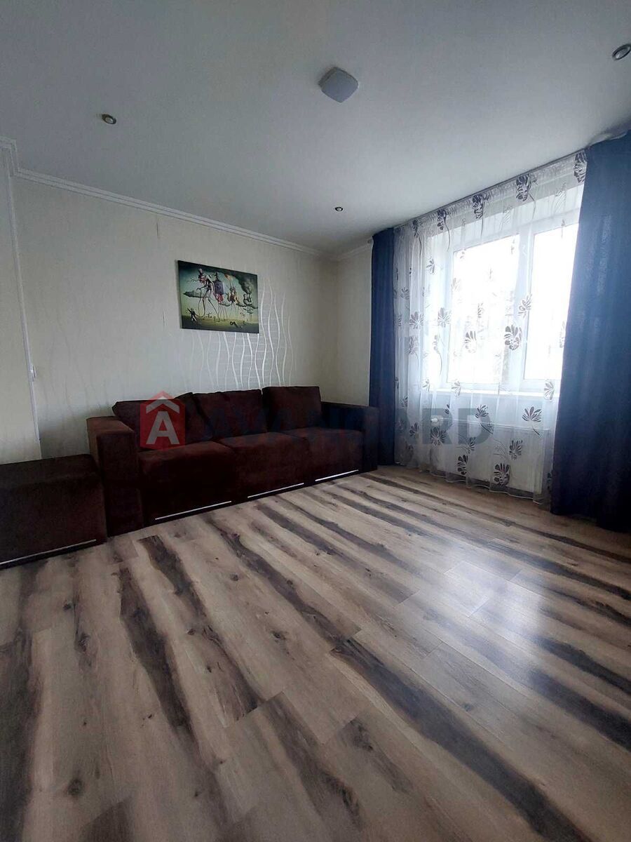 �������, 290 ��.�. ���� 7