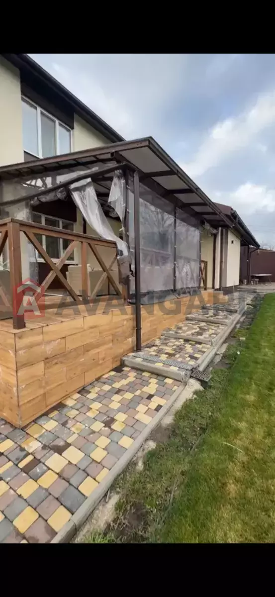 �������, 180 ��.�. ���� 8