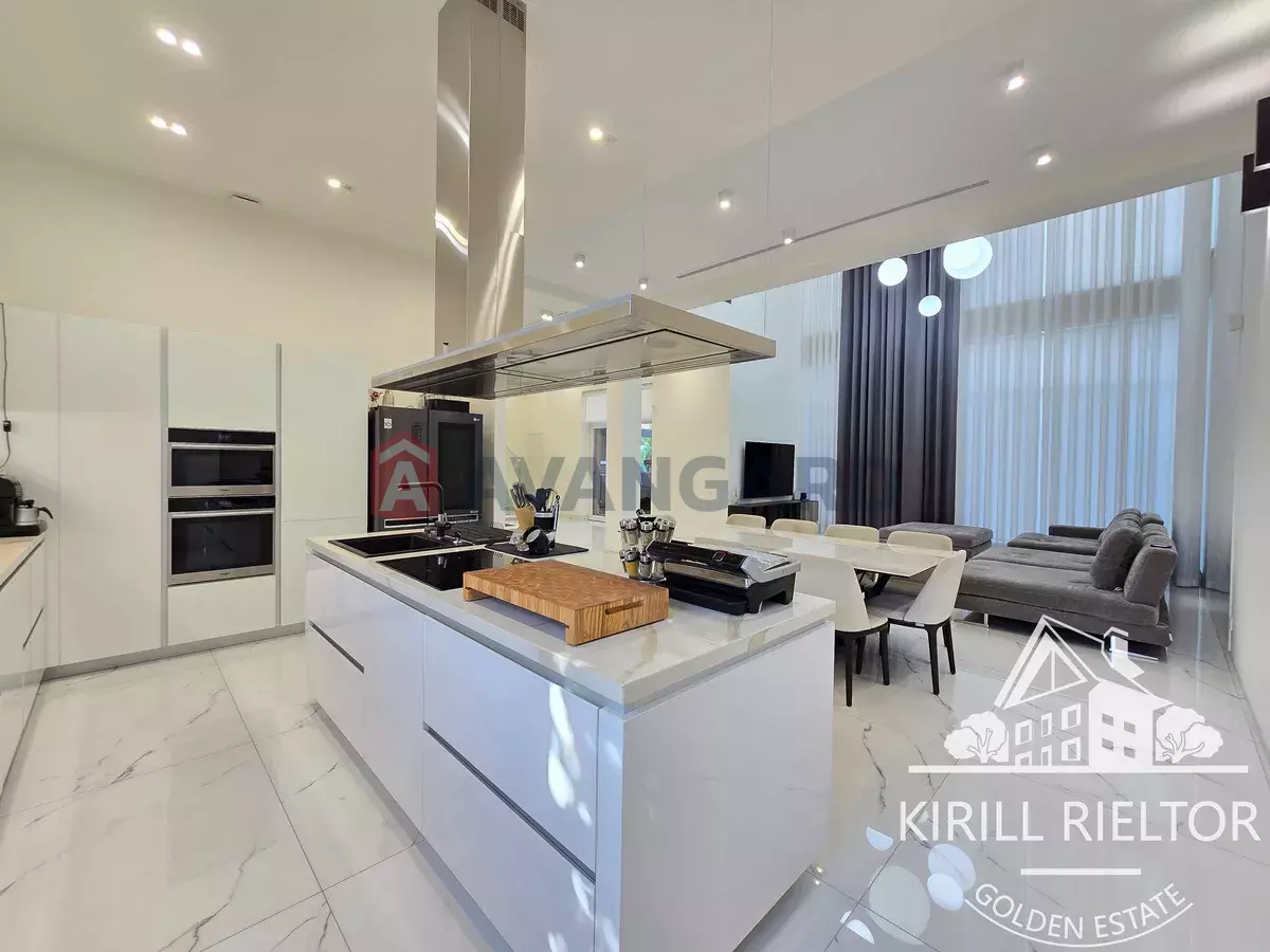 �������, 306 ��.�. ���� 21