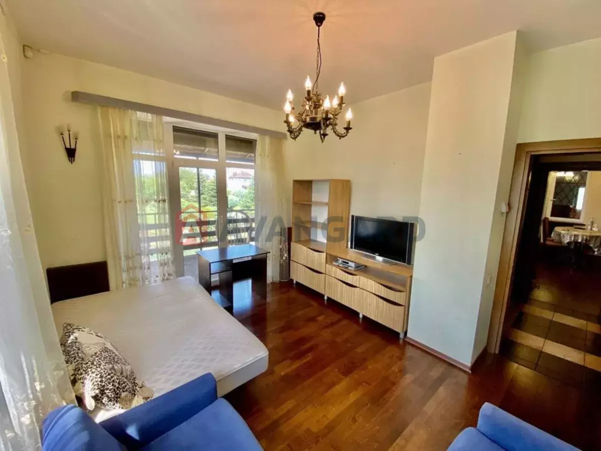 �������, 166 ��.�. ���� 24