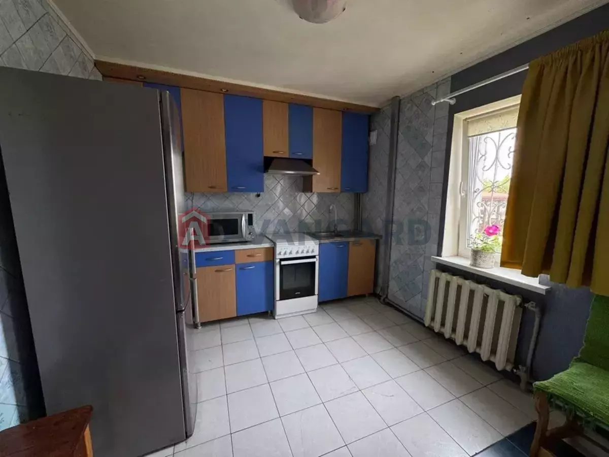 ����, 181 ��.�. ���� 7