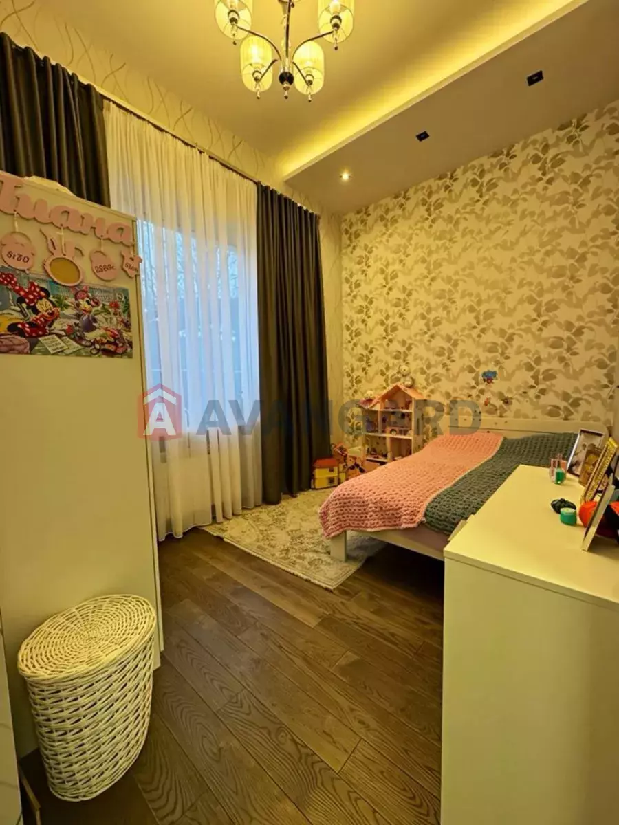 �������, 500 ��.�. ���� 7