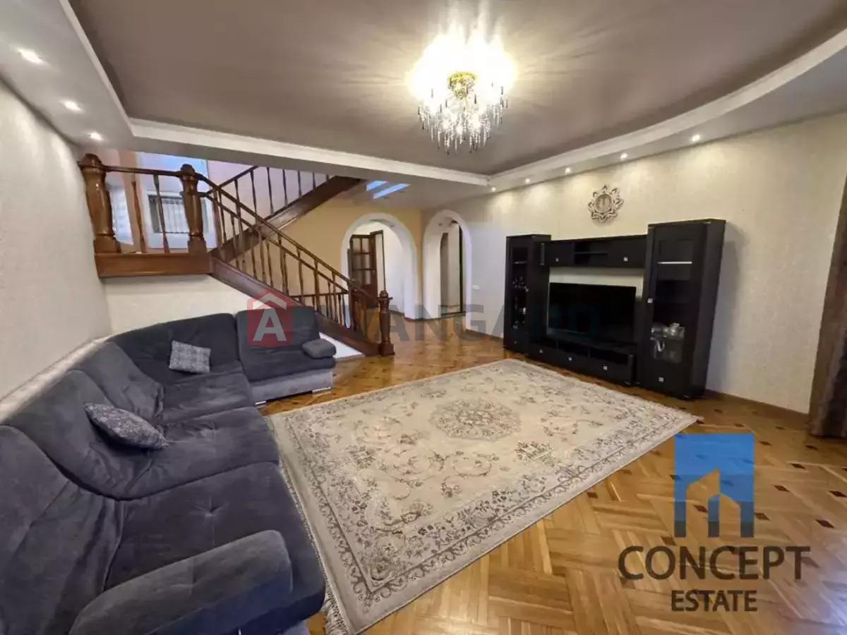 �������, 378 ��.�. ���� 12