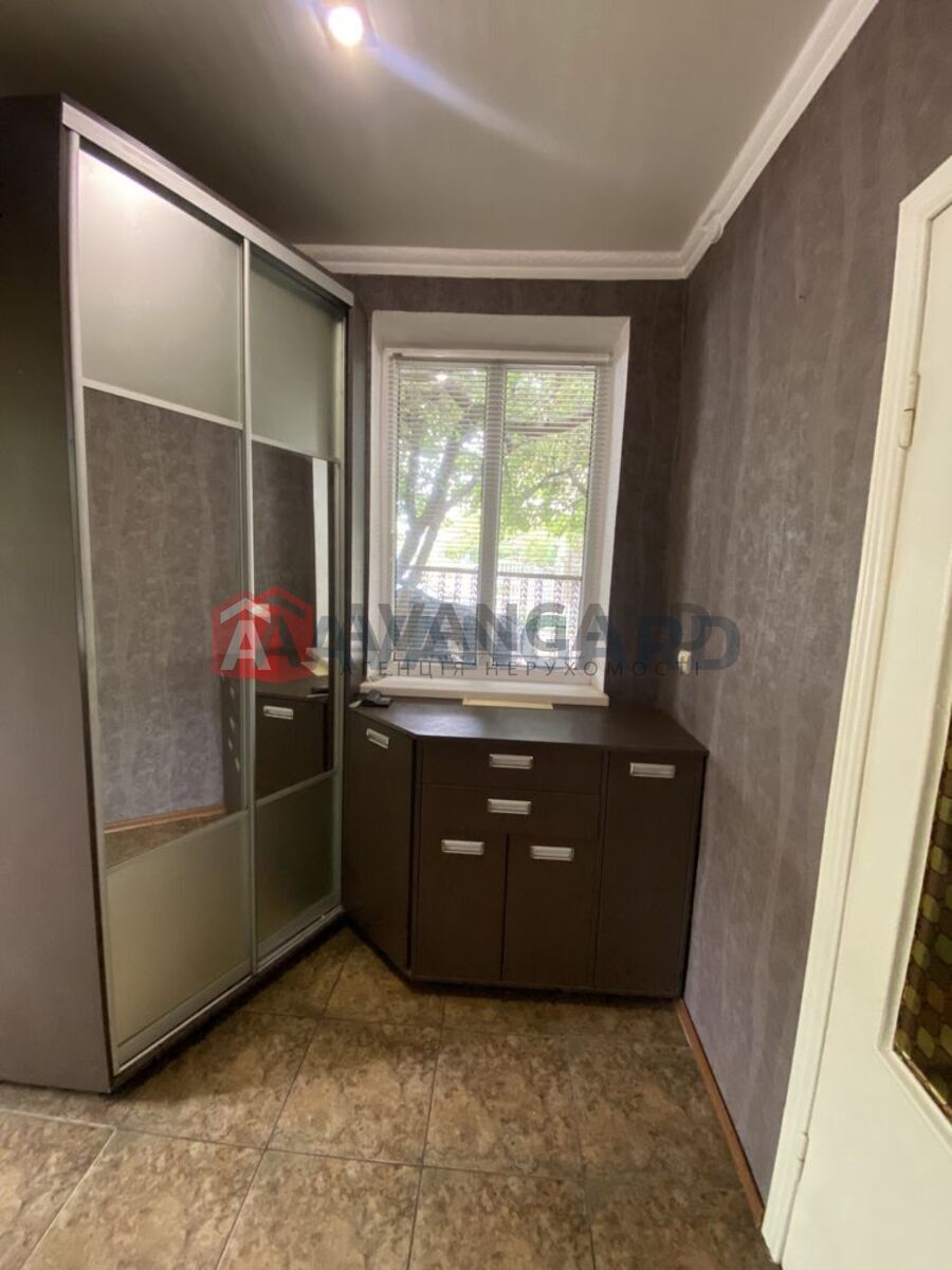 ���, 80 ��.�. ���� 9