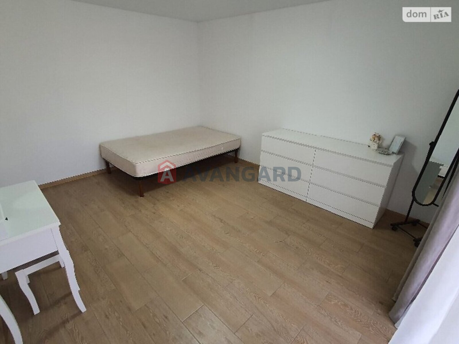 �������, 340 ��.�. ���� 23