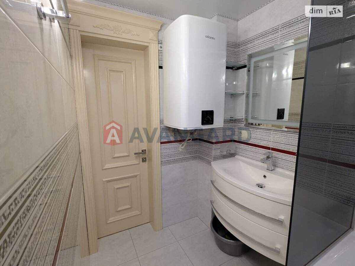 �������, 126 ��.�. ���� 15