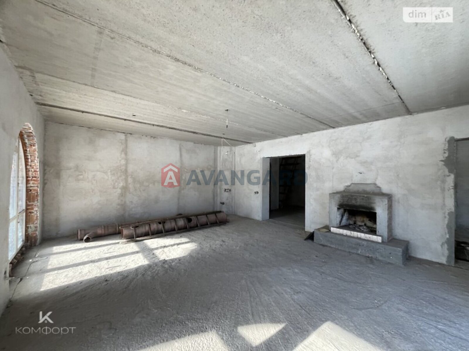 �������, 298 ��.�. ���� 22