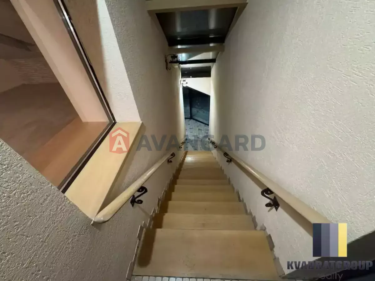 �������, 244 ��.�. ���� 19