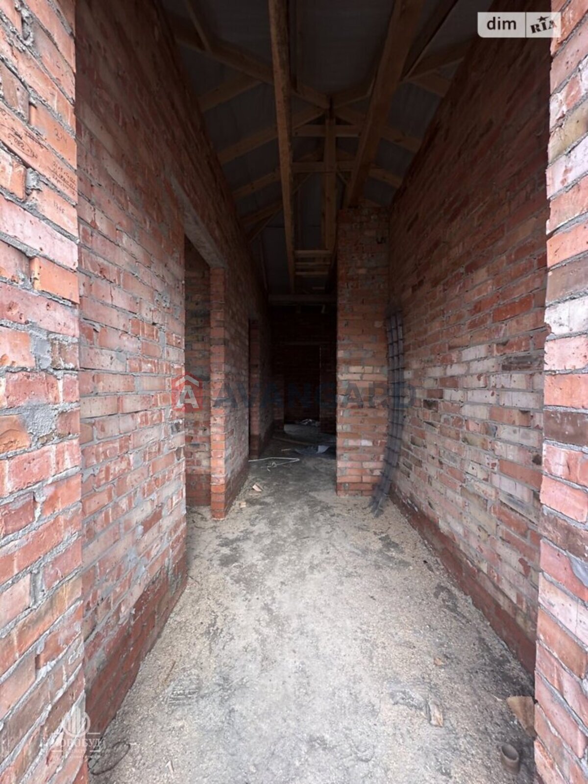 �������, 85 ��.�. ���� 3