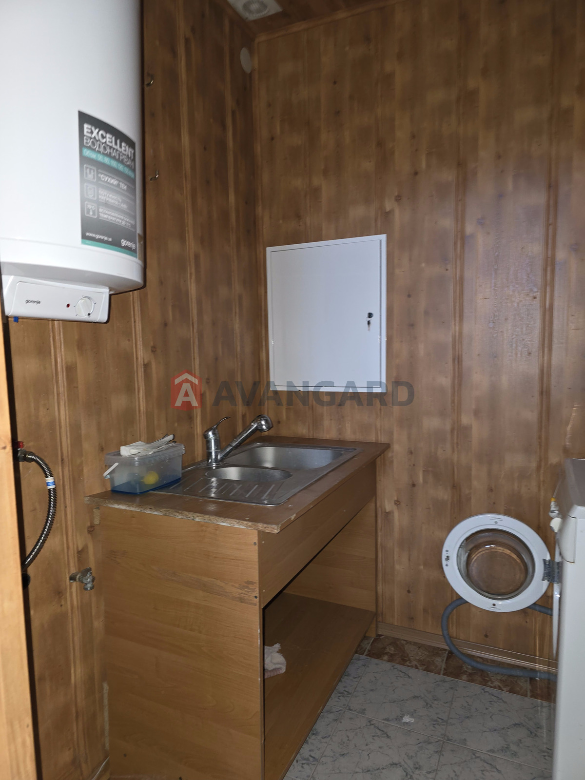 �������, 156 ��.�. ���� 12