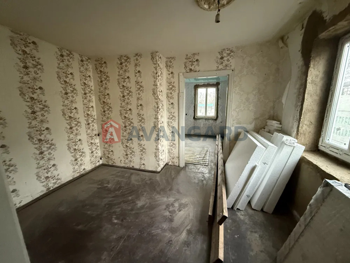 ������� �������, 38 ��.�. ���� 4