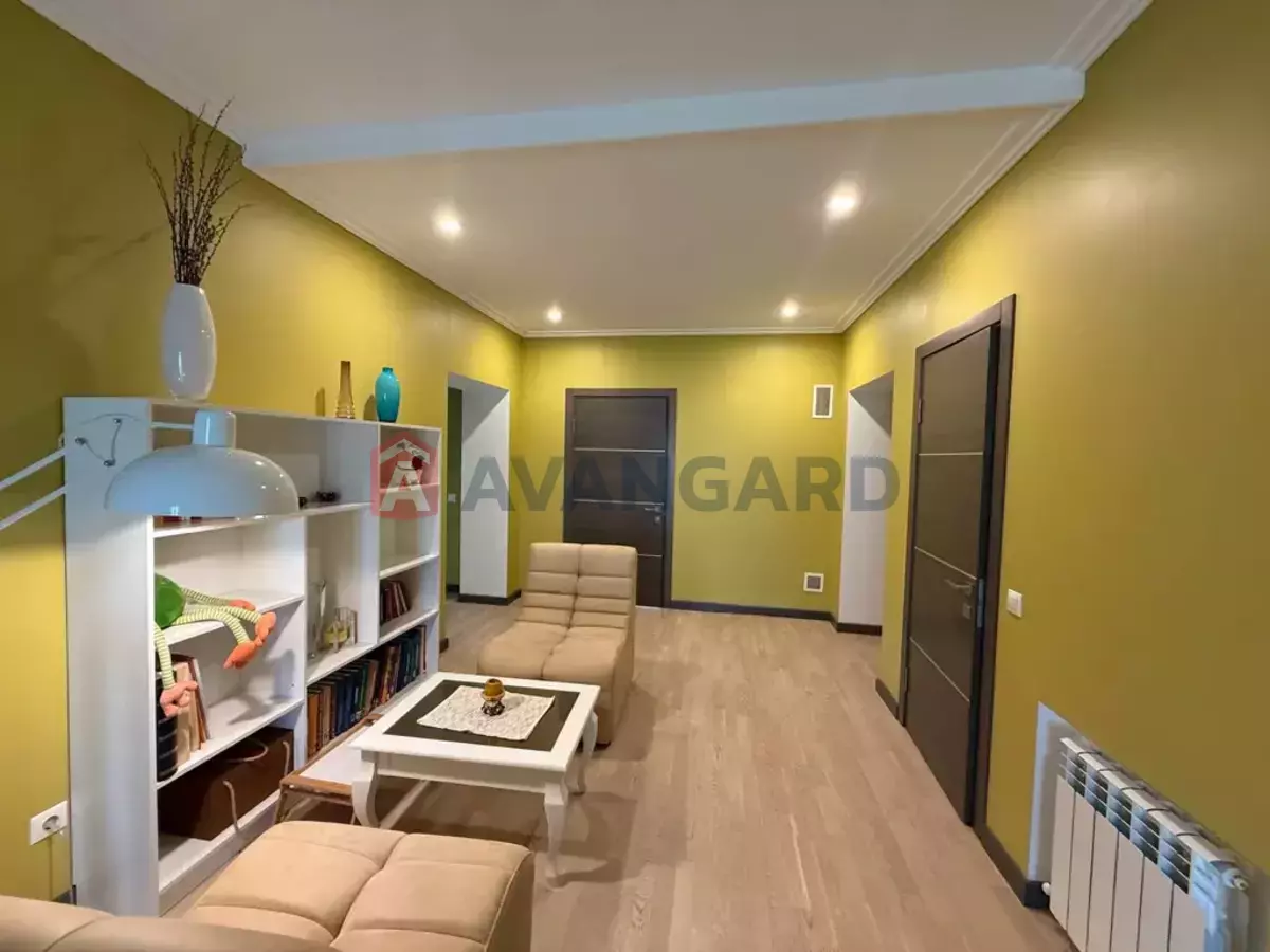 �������, 275 ��.�. ���� 20