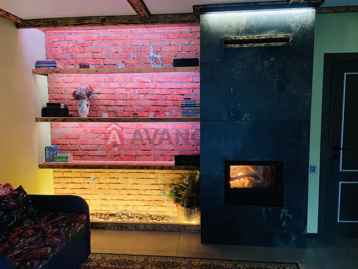 �������, 180 ��.�. ���� 21