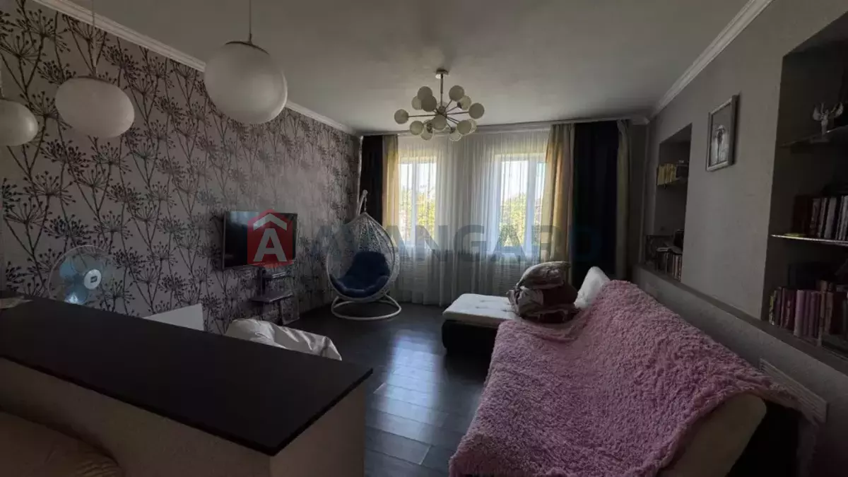 �������, 166 ��.�. ���� 8