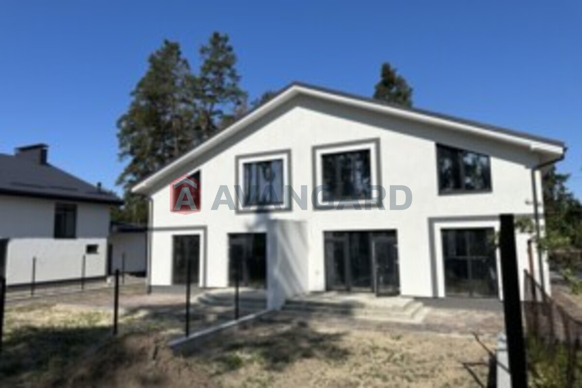 ������� �������, 144 ��.�. ���� 7