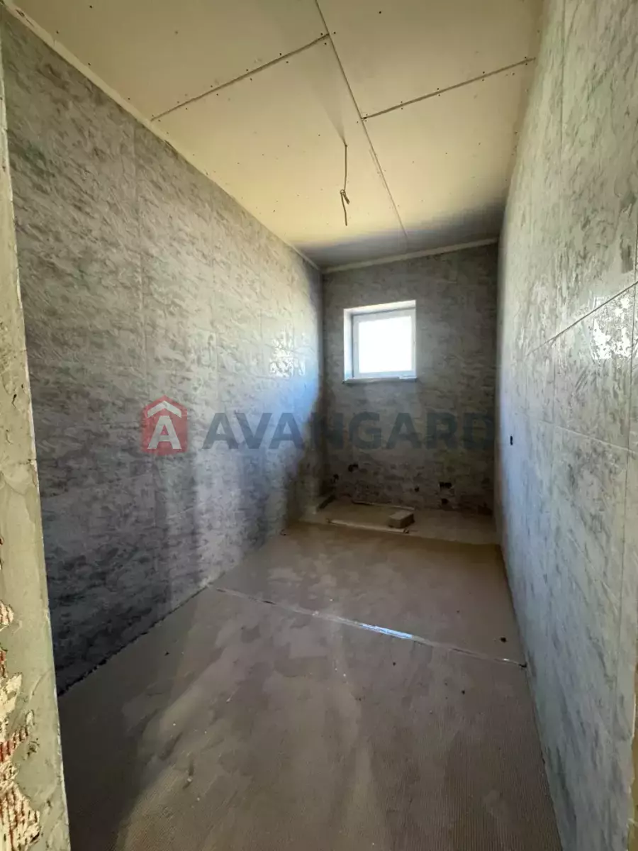 �������, 280 ��.�. ���� 12