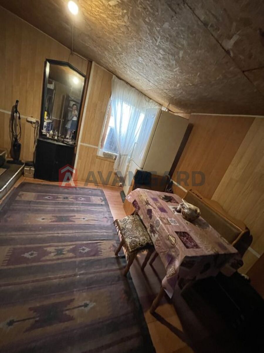 ������� �������, 35 ��.�. ���� 7