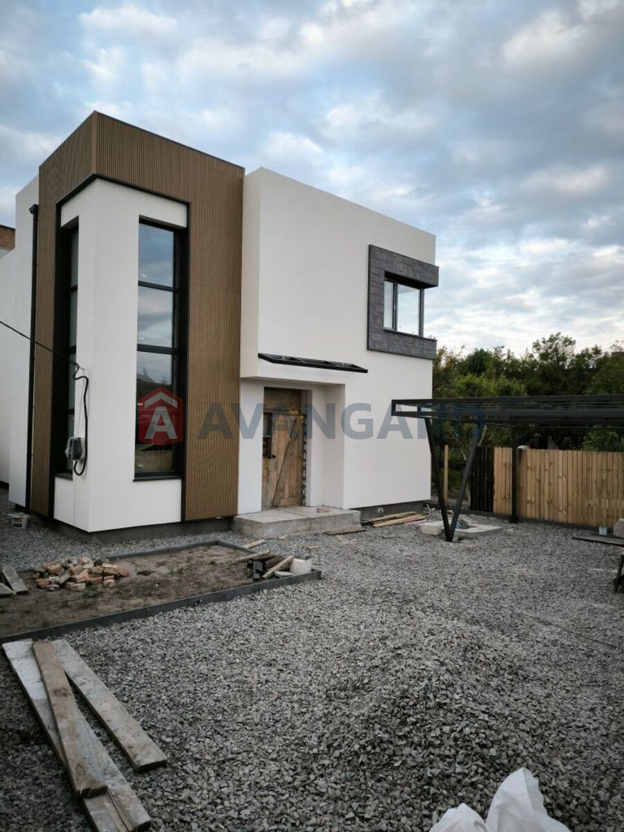 �������, 120 ��.�. ���� 8