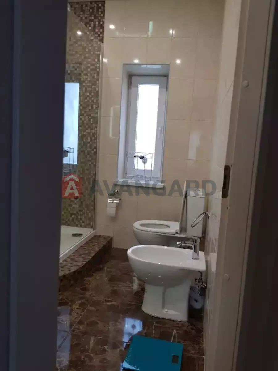 �������, 450 ��.�. ���� 16