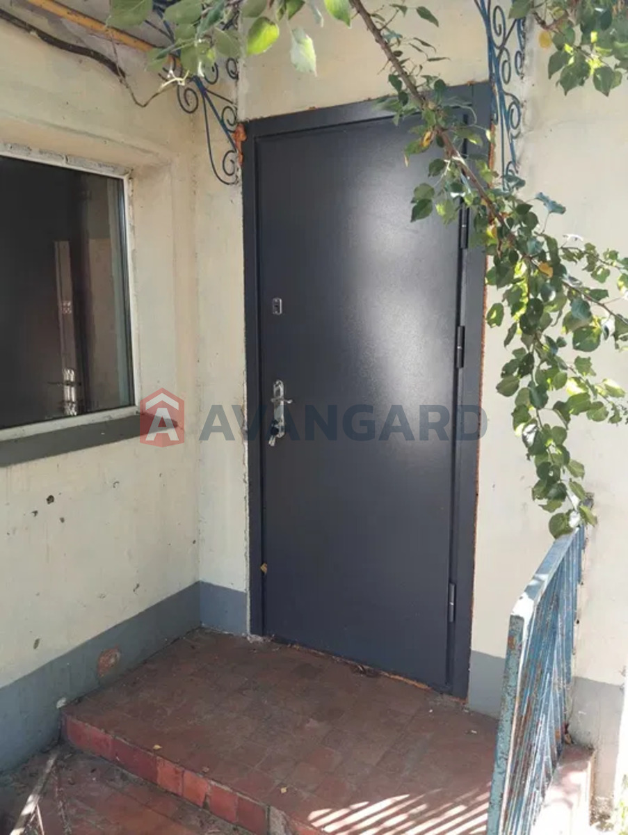 ������� �������, 85 ��.�. ���� 4