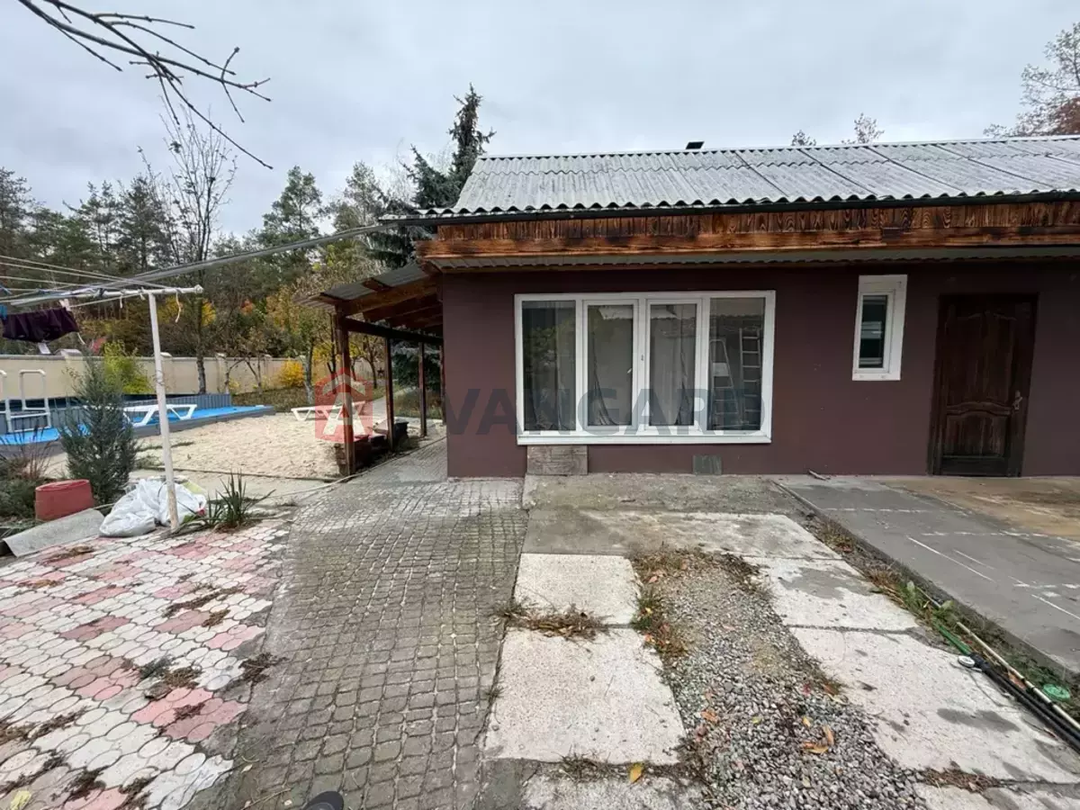 �������, 179 ��.�. ���� 13