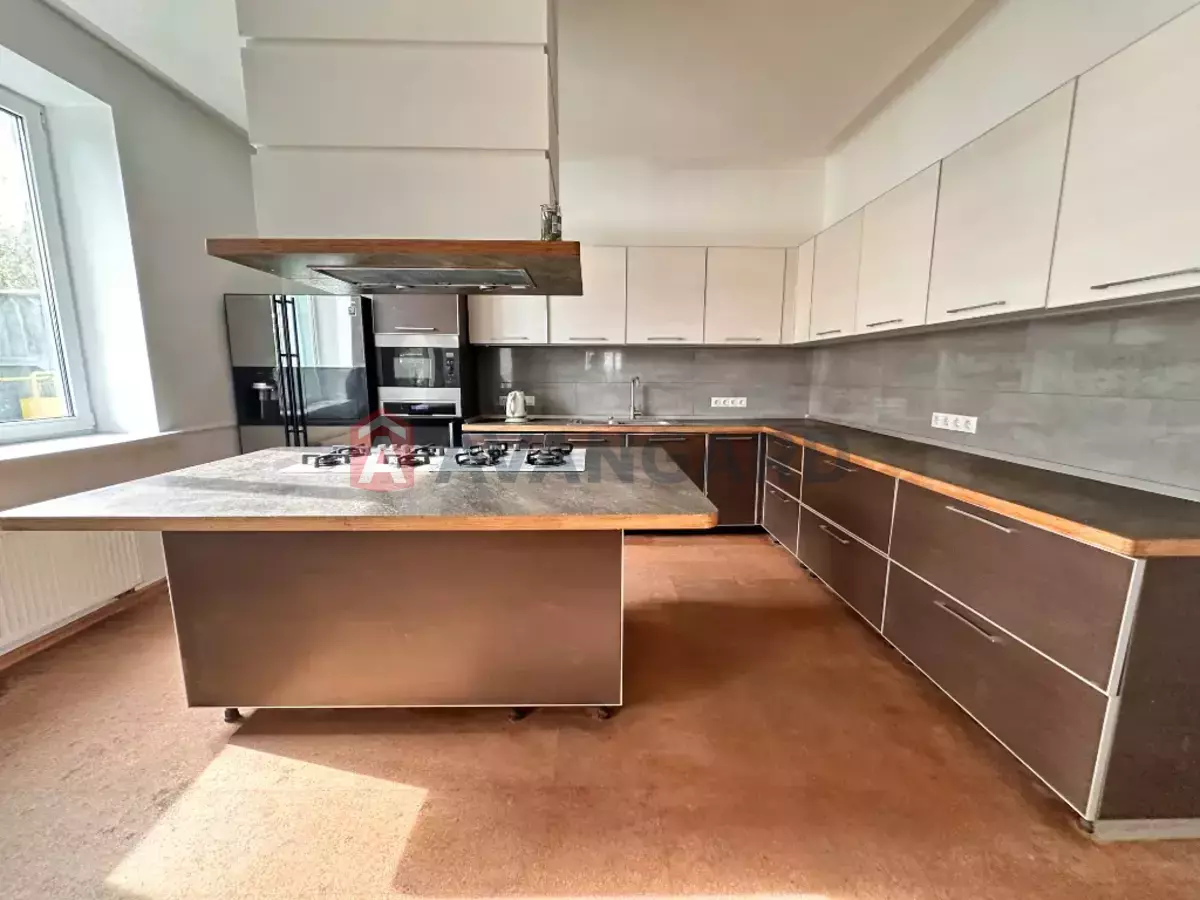 �������, 1150 ��.�. ���� 5