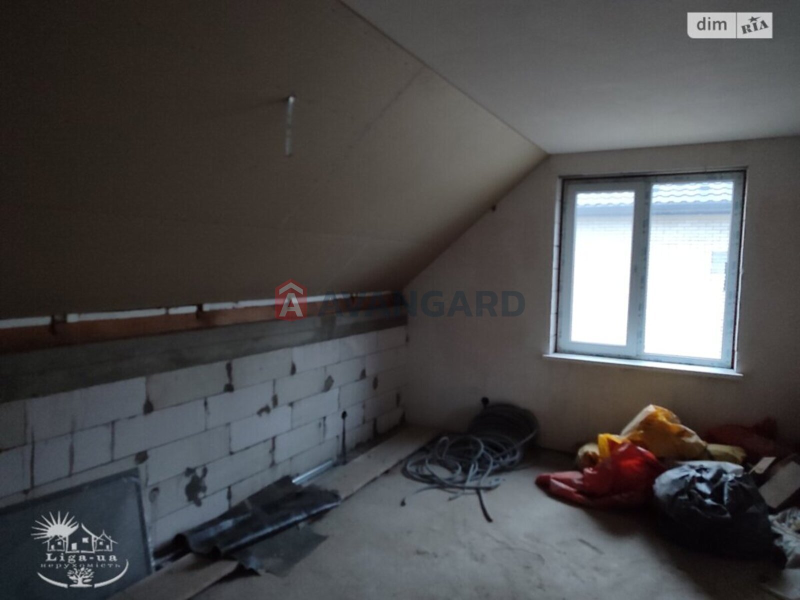 �������, 195 ��.�. ���� 25