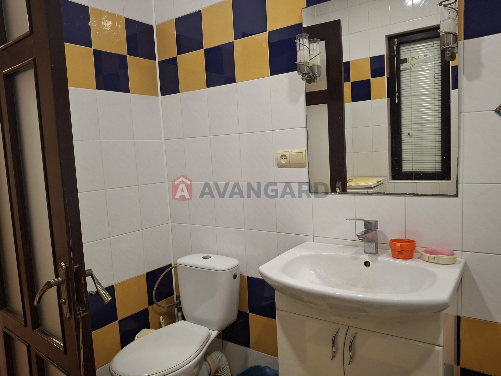 ���, 70 ��.�. ���� 17