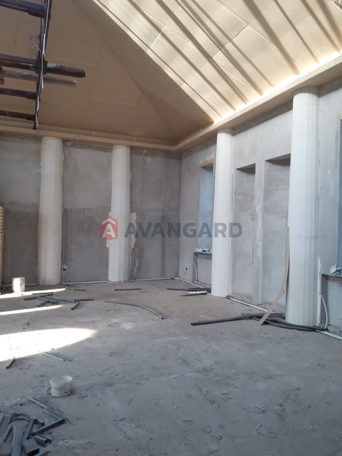 �������, 495 ��.�. ���� 11