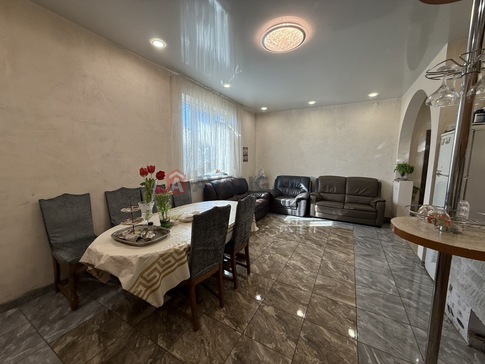 ���, 120 ��.�. ���� 12