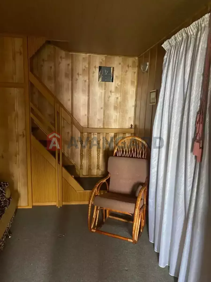 ����, 100 ��.�. ���� 11
