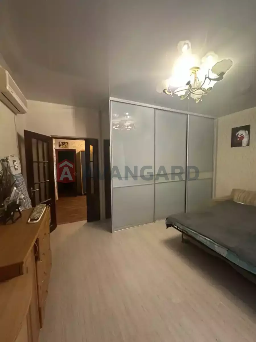 ������� �������, 64 ��.�. ���� 22