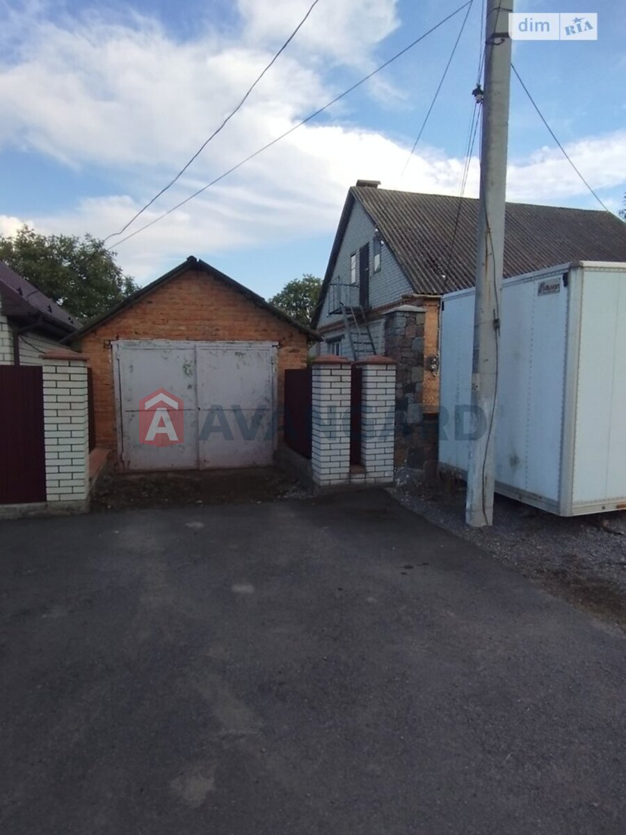 �������, 102 ��.�. ���� 9