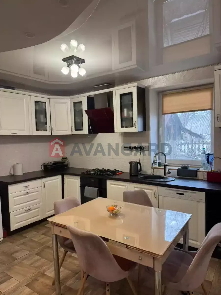 �������, 130 ��.�. ���� 6