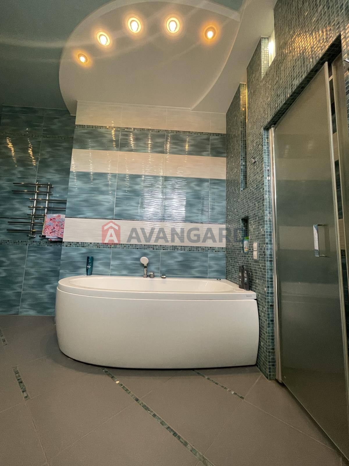 �������, 496 ��.�. ���� 8