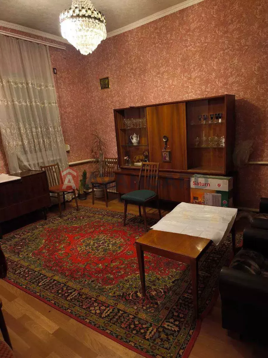 ������� �������, 90 ��.�. ���� 3