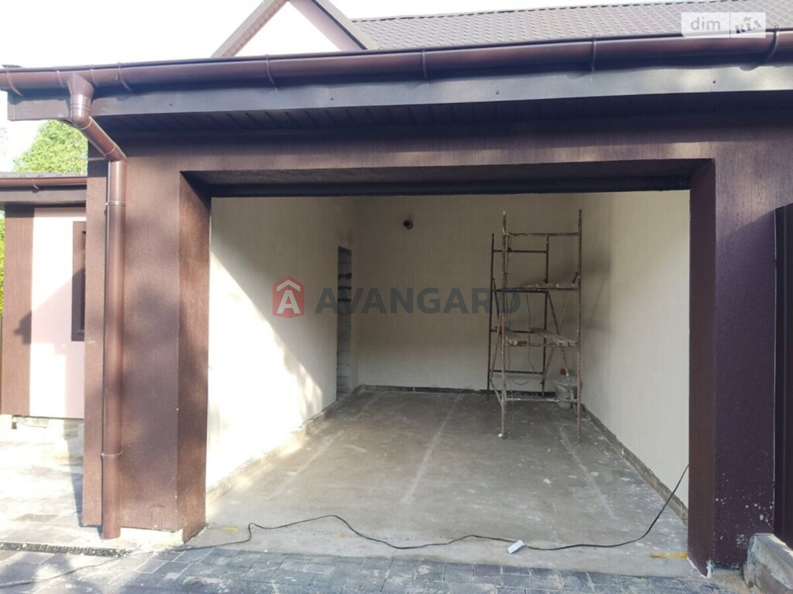 ������� �������, 130 ��.�. ���� 9