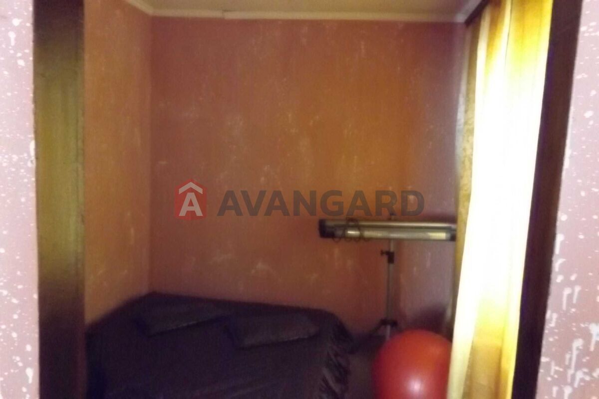 �������, 298 ��.�. ���� 12