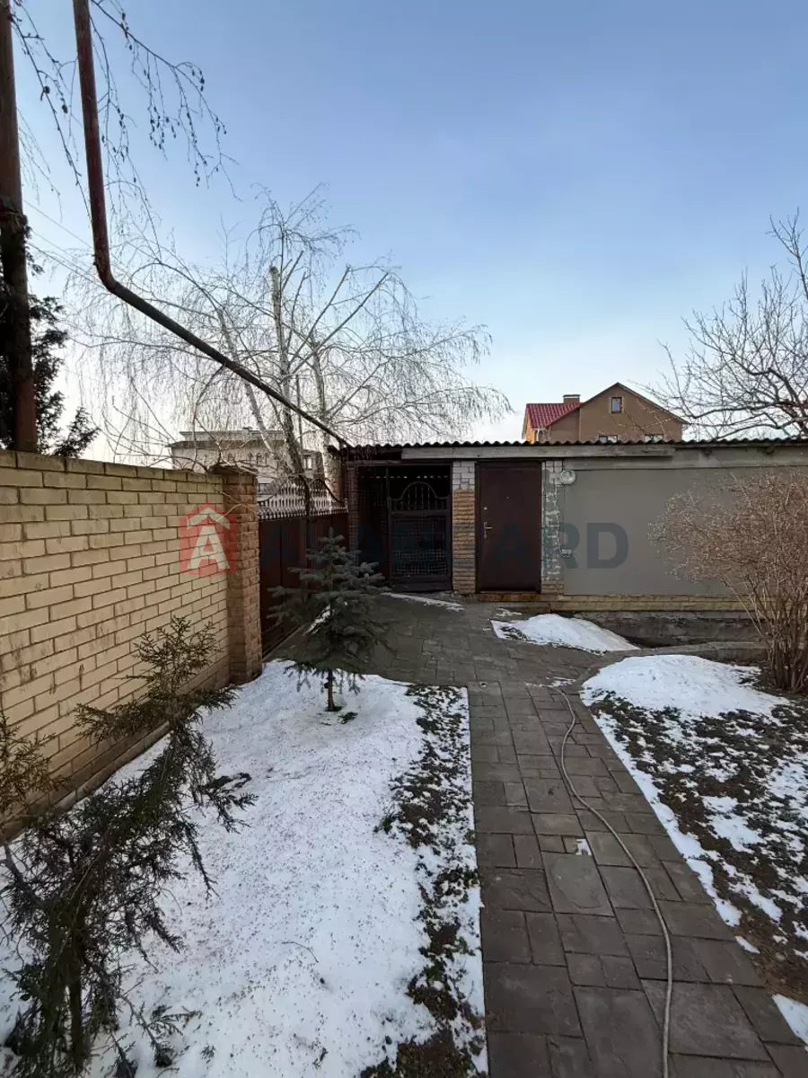 �������, 172 ��.�. ���� 9