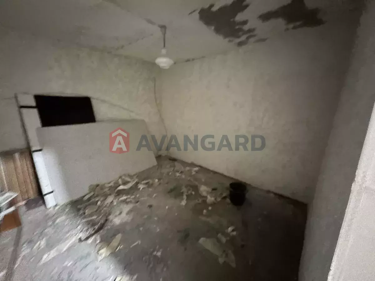 ����, 35 ��.�. ���� 6