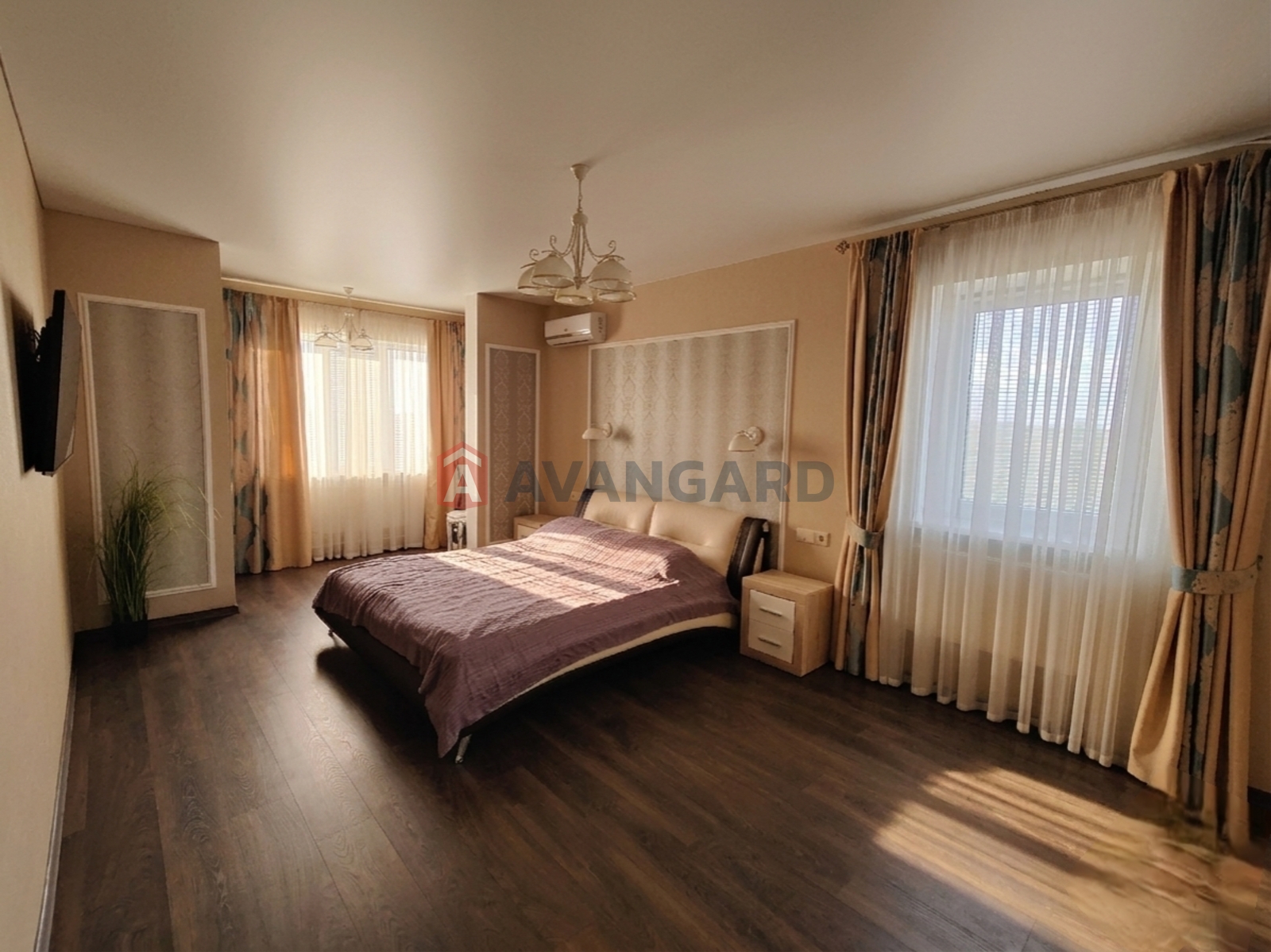 �������, 270 ��.�. ���� 14