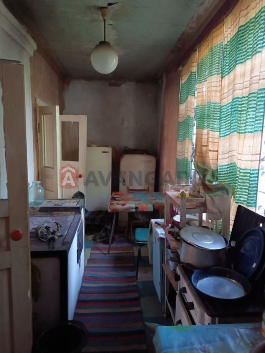 ����, 64 ��.�. ���� 9