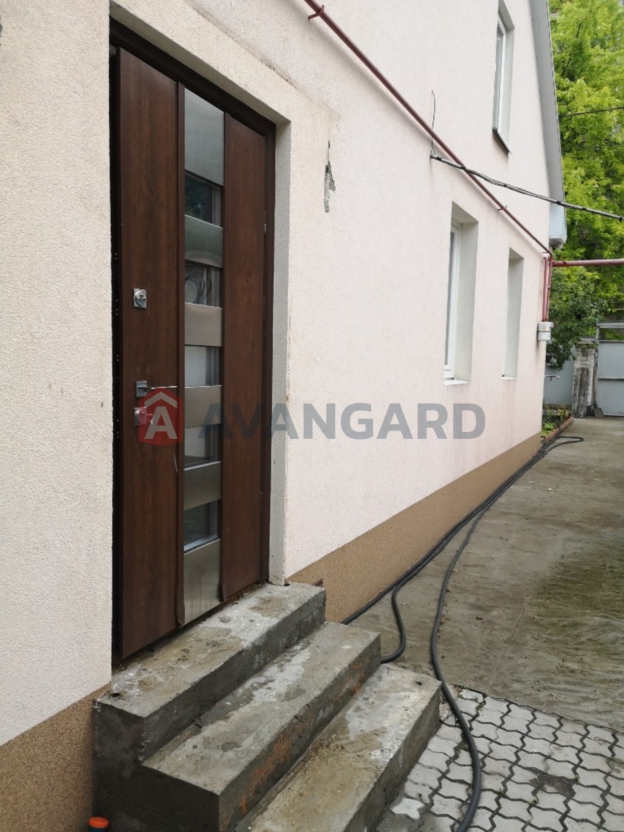 ������� �������, 100 ��.�. ���� 7