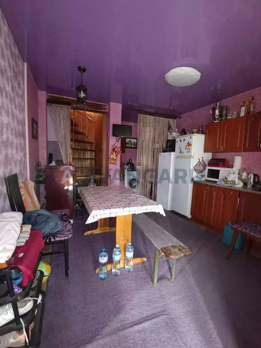 ����, 80 ��.�. ���� 12