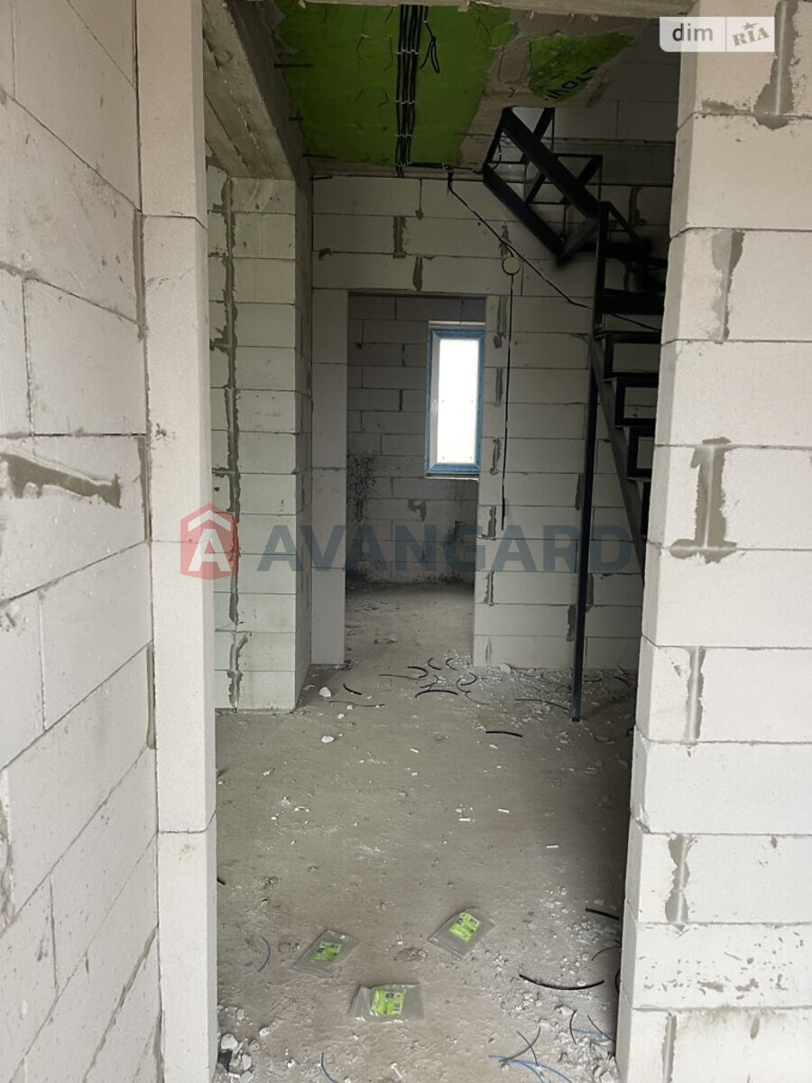 100 ��.�. ���� 15