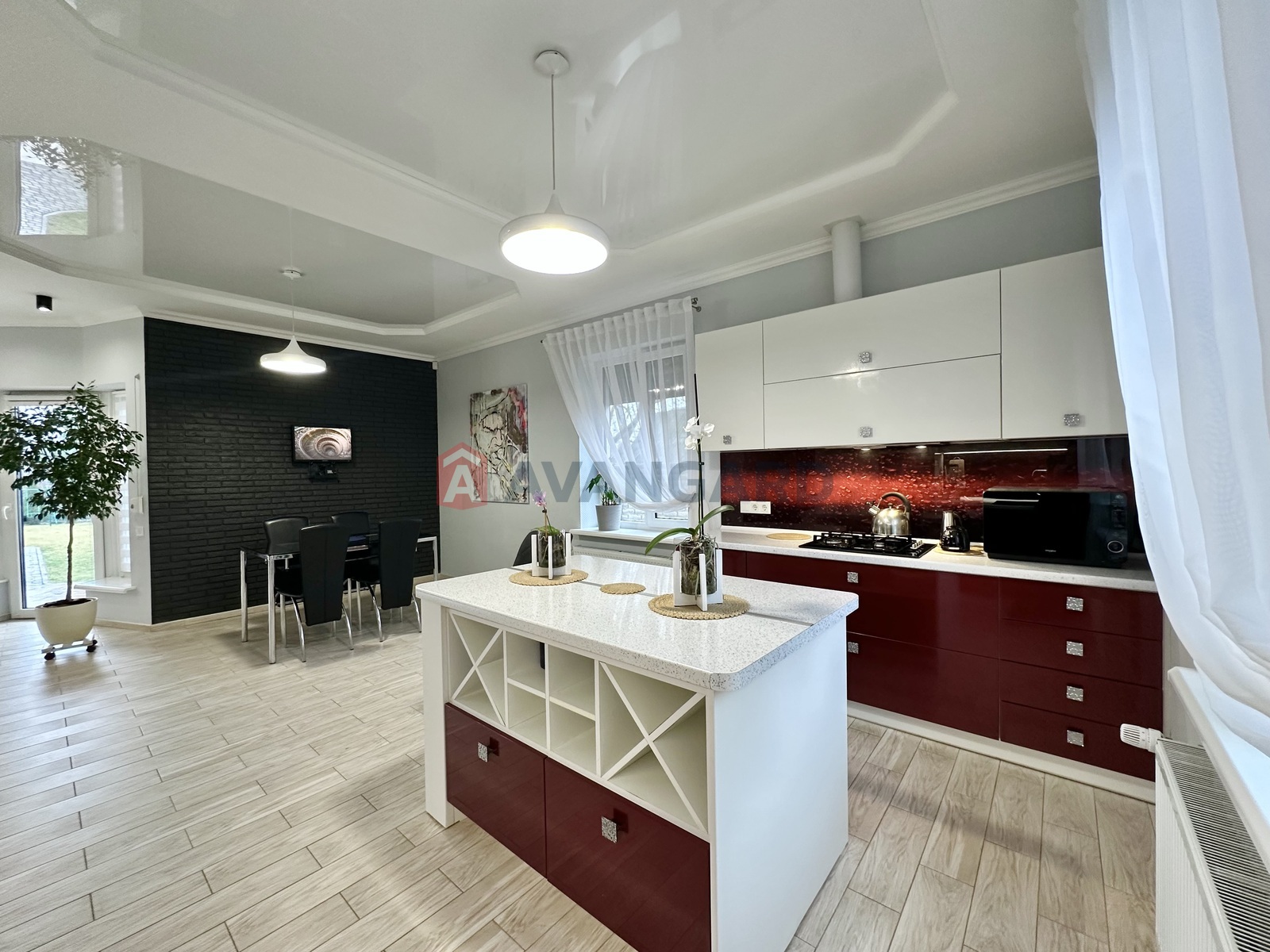 �������, 246 ��.�. ���� 14