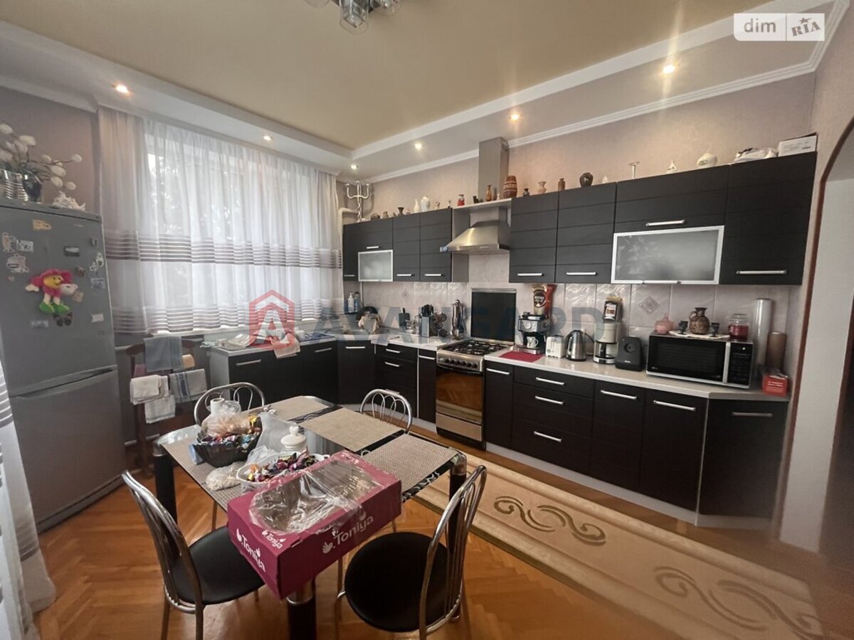 �������, 222 ��.�. ���� 15