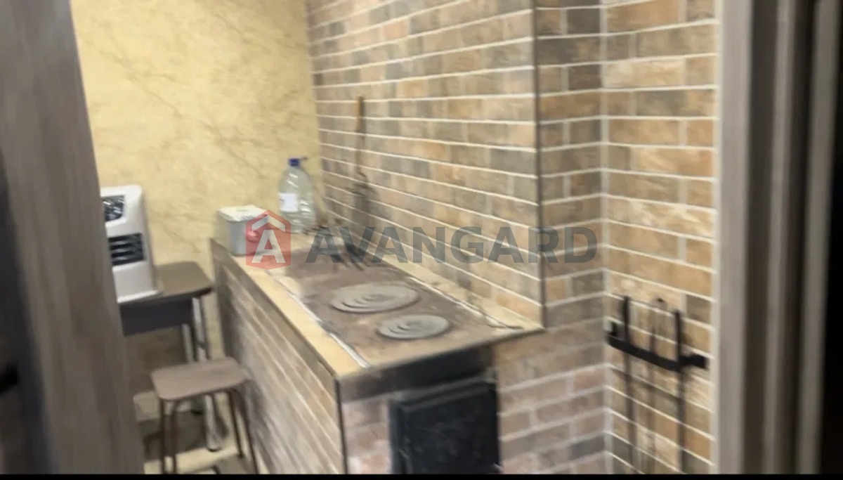 �������, 70 ��.�. ���� 11