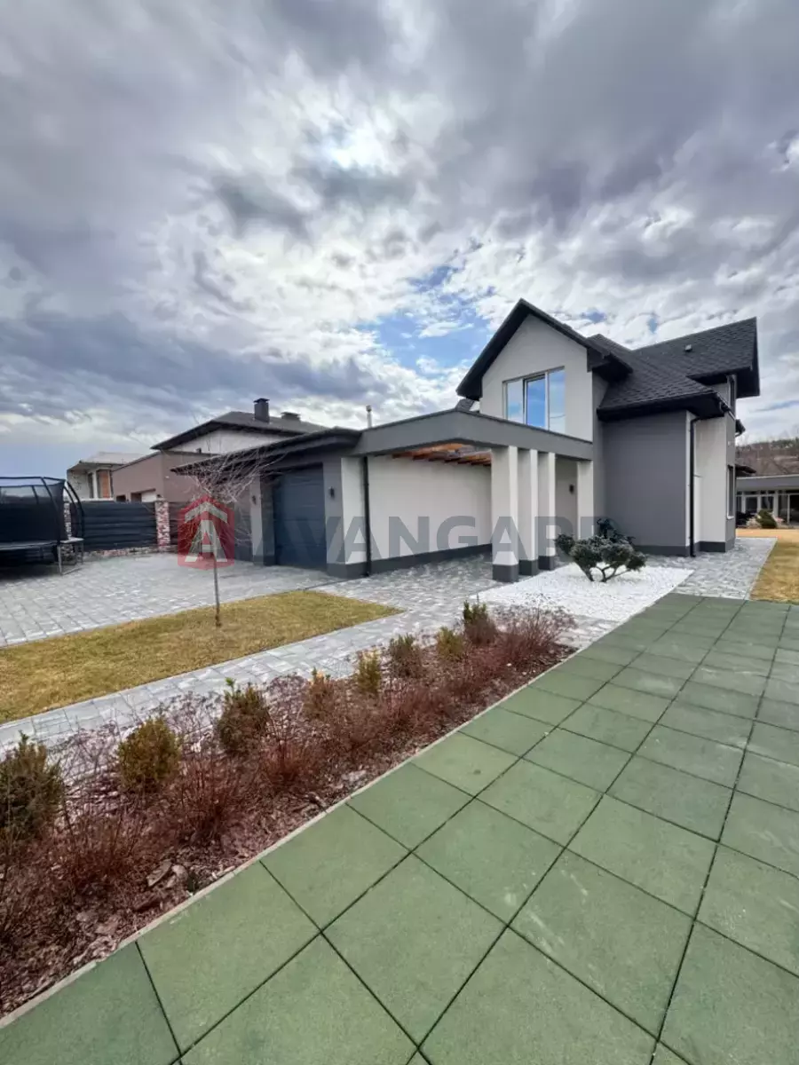 Будинок, 198 кв.м. фото 2 Будинок, 198 кв.м. фото 2