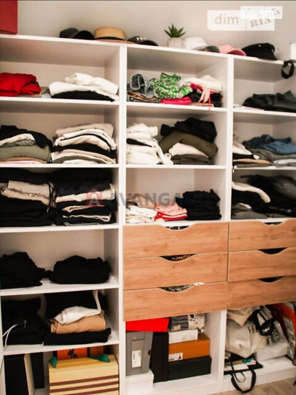 ��������, 170 ��.�. ���� 14